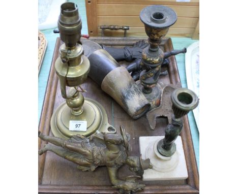 A brass gymbal table lamp, horn beakers and sundry items