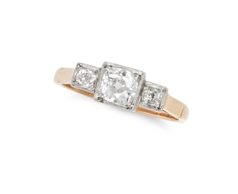 A DIAMOND THREE STONE RING in 18ct yellow gold and platinum, set with three old cut diamonds all totalling 0.8-0.9 carats, st