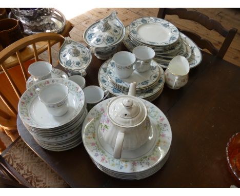 A part blue and white china dinner service, floral dinner and tea ware etc 