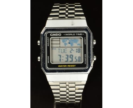 Casio World Time gentleman's wristwatch ref. A500WE with digital display, stainless steel case and quartz movement, on stainl