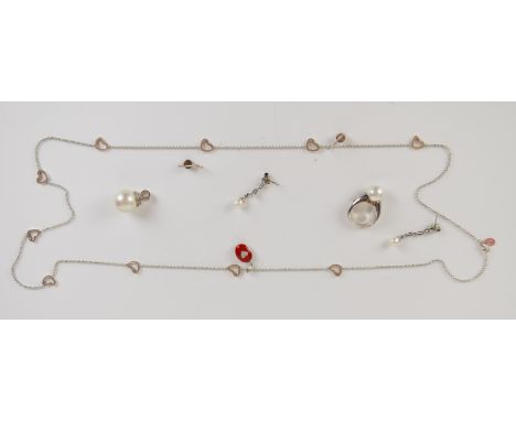 A collection of silver jewellery including Thomas Sabo ring and pendant set with faux pearls, Thomas Sabo earrings, Thomas Sa