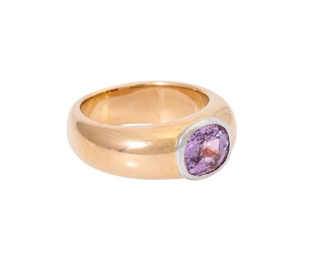 JACOBI Ring mit roséfarbenem Saphir von ca. 2,52 ct, antik facettiert in Platinfassung, ansonsten Roségold 18K, 15,8 g, RW: 5