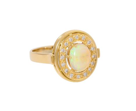 Ring mit Opal umgeben von Brillanten zus. ca. 0,16 ct, gute Farbe und Reinheit, GG 18K, 4,3 g, RW: 56, Ende 20. Jh., guter Er