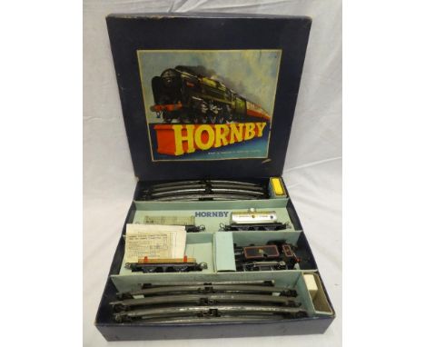 Hornby O gauge - boxed tank goods set No.40 in original box with istructions