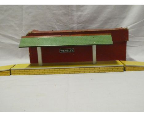 Hornby O gauge - Wembley island platform in original box