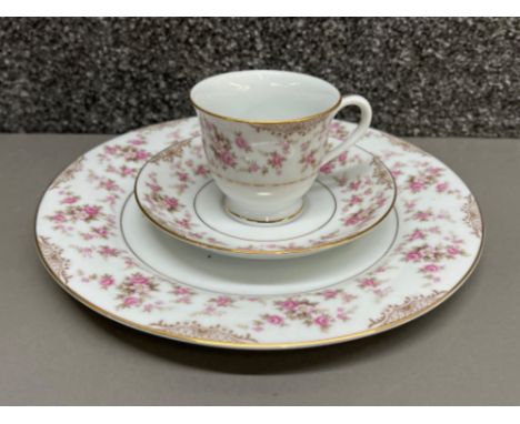 63 piece tea and dinner service