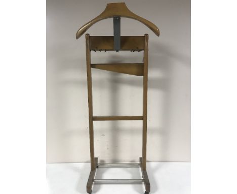 Two wooden clothes presses and a set of Fairbanks kitchen scales and weights 