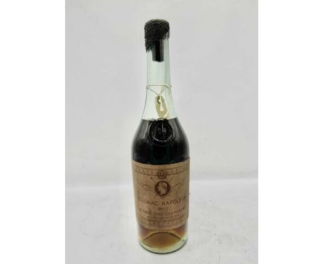 1 bottle 1811 Napoleon Grande Fine Champagne Reserve Cognac
Chipped capsule. Level 7cms . Ex Christie's Lot 338, 6/4/78
Lying