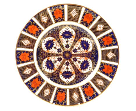 A Royal Crown Derby Imari pattern dinner plate, no.1128, printed marks beneath, 27cm dia.