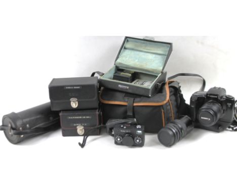 Various cameras, equipment, Sigma travel case, 16cm W, further cases, accessories, Canon EOS5 camera, with 35-70mm lens, furt