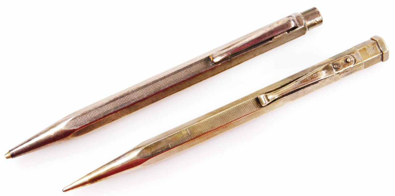 2 pencil lead