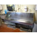 hand wash sink s/s 3-station foot-operated 77 in. c/w eye wash station