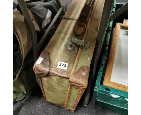 VINTAGE SUITCASE