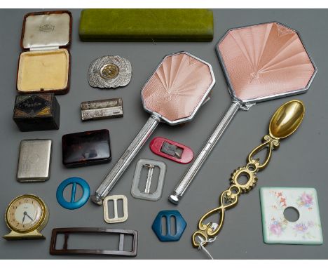 Assorted Collector's lot to include: costume jewellery, chrome dressing table mirror and brush, silver plated vesta case, bak