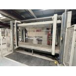 Comil Xpress Through feed carcass press, Serial No. 00175 (2005), air pressure: 6.5 - 7.5 bar,