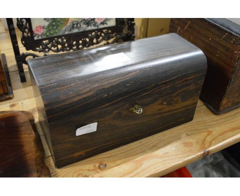 A coromandel tea caddy.