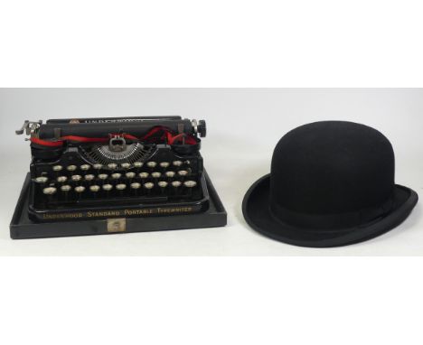 Underwood Standard Portable Typewriter with case and Austin Reed Bowler Hat. (L:31cm x W:25cm x H:13cm) )2)