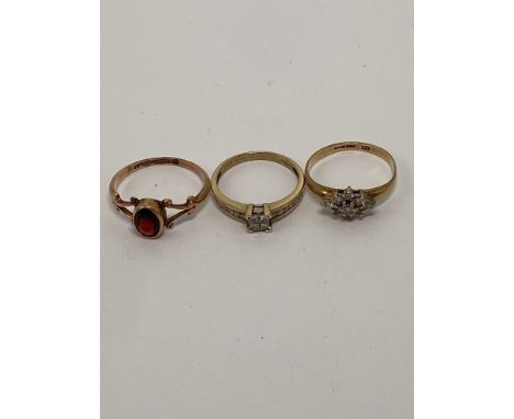 Three 9ct ladies ring, each set with semi precious stones, sizes K-N, 5.1g.