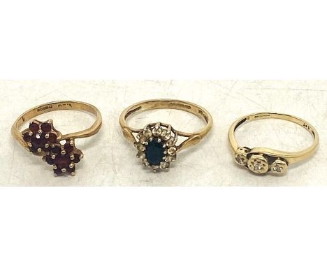Three 9ct gold ladies dress rings, each set with semi precious stones, sizes J-K, 5g. (3)