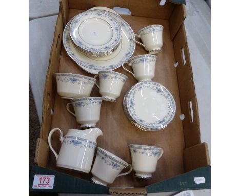 Minton 'Bellemeade' pattern teaware items to include 6 cups and saucers, milk &amp; sugar, 6 side plates &amp; 1 cake plate (