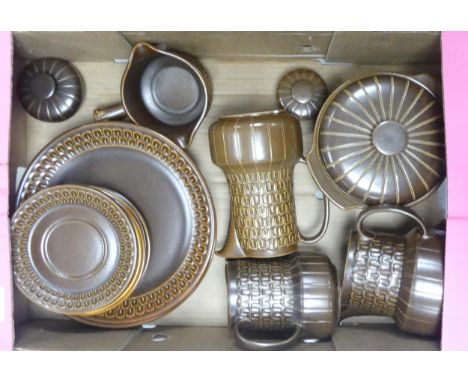 Wedgwood Pennine Oven To Table Part Tea/Dinner Set including Dinner Plates, Small Lidded Casserole Dish, Cups, Saucers, Soup 