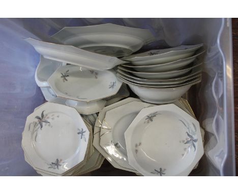 A large European bone china dinner service43 pieces 