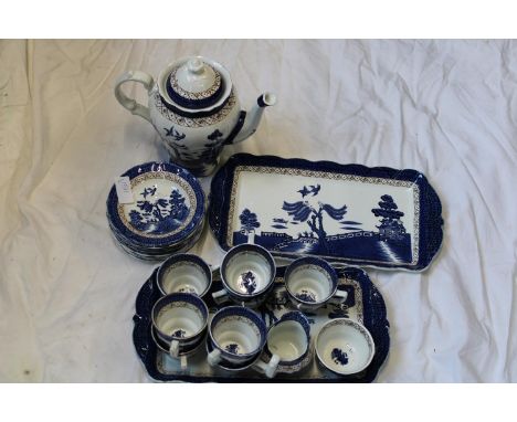 A "Real Old Willow" tea service 22 pieces