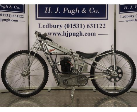 Calthorpe Speedway motorcycle. 1929-30 Frame - Calthorpe (England), fully strutted with "un sprung" forks Engine - Calthorpe 
