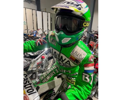 Mannequin dressed in rare Simon Wigg full race leathers (Bike not included with this lot)