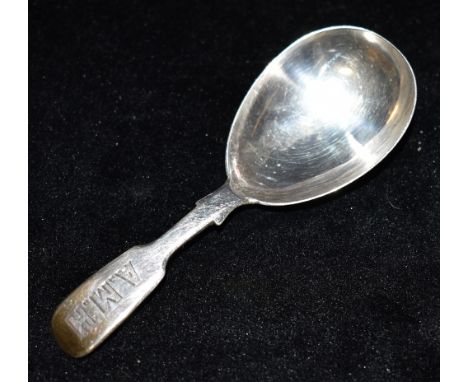 A VICTORIAN SILVER CADDY SPOON  the spoon of plain form with initialled handle, hallmarked for London 1874, 9.3cm approx. lon