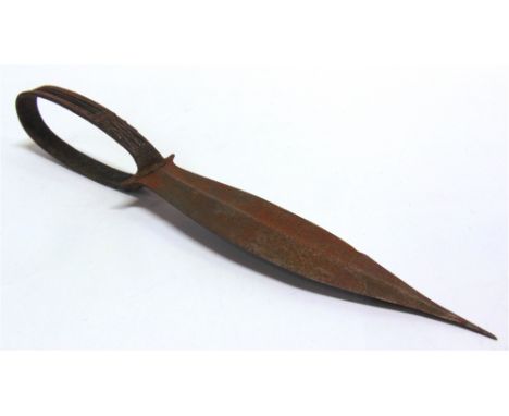 TRIBAL ART - A WEST AFRICAN TIV PEOPLE LOOP HANDLED DAGGER Nigeria, probably 19th century, of typical form, the blade 16cm lo