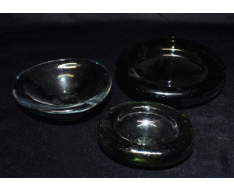 PER LUTKEN FOR HOLMEGAARD:  three art glass bowls, the largest numbered 16039 to base, 19cm wide Condition Report : small chi