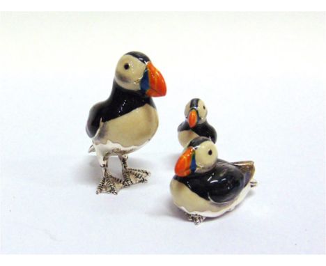 SATURNO, ITALY: A GRADUATED SET OF THREE SILVER AND ENAMEL PUFFINS,  the largest approx 50mm high