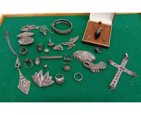 A QUANTITY OF MARCASITE SET JEWELLERY including: a Bernard Instone double clip brooch; a Chinoiserie style brooch laid on mot