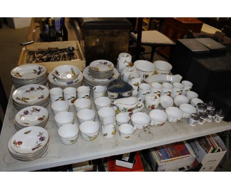 A collection of Royal Worcester 'Evesham' patterned dinner and tea ware 