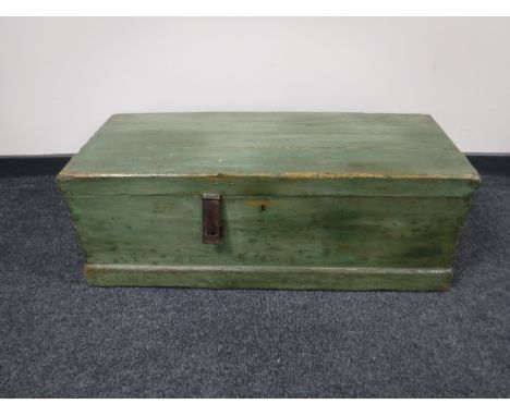 A painted pine toolbox 