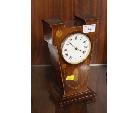 AN ARTS AND CRAFTS STYLE INLAID WOODEN MANTEL CLOCK, MOVEMENT STAMPED 'R&Co. MADE IN PARIS'