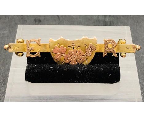 A 9 ct yellow gold Elizabeth II brooch (1.9g)