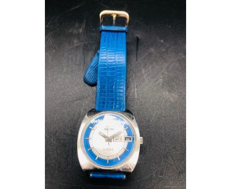 A Vintage Enicar 21 Jewels Automatic watch with date.