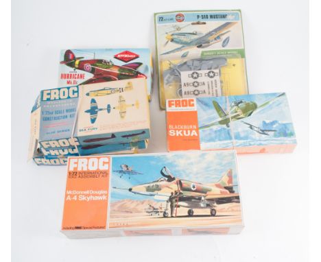 Plastic model kits, to include Airfix, Keilkraft, Frog and others, mostly aircraft kits, (large quantity in one box).