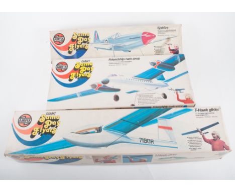 Airfix model flying kits, from the Same-Day-Flyers sereis, to include T-Hawk Glider, Friendship Twin Prop and others, (16).