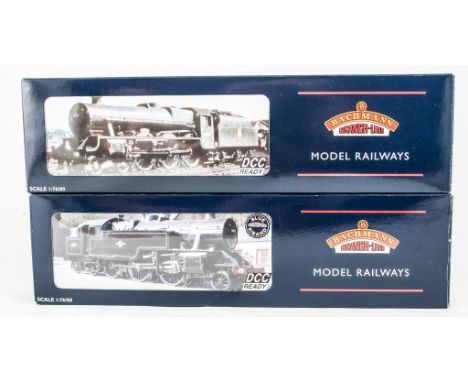 Bachmann Fairburn tank 42073, BR lined black late crest locomotive set 32-877,  Jubilee 45587 'Baroda' BR green late crest ri