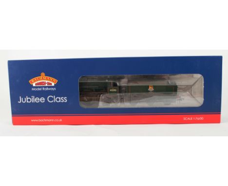 Bachmann Jubilee class 45593, 'Kolhapur' BR lined green early emblem locomotive set 31-177DS.