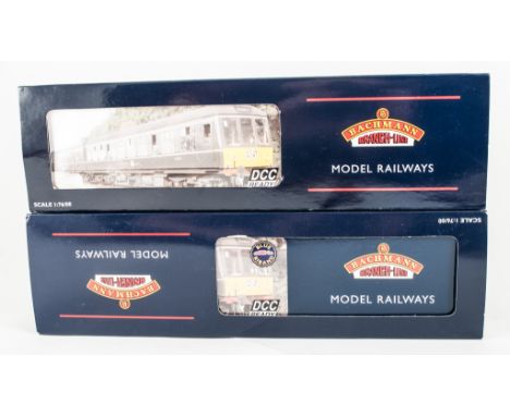Bachmann class 108 2-car DMU set 32-900, 108 2-car DMU 32-900A, (2).