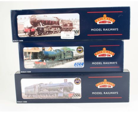 Bachmann Railways locomotives, 32-278 K3 2-6-0 61823 BR lined black late crest stepped tender, 32-001 6937 'Conyngham Hall' B