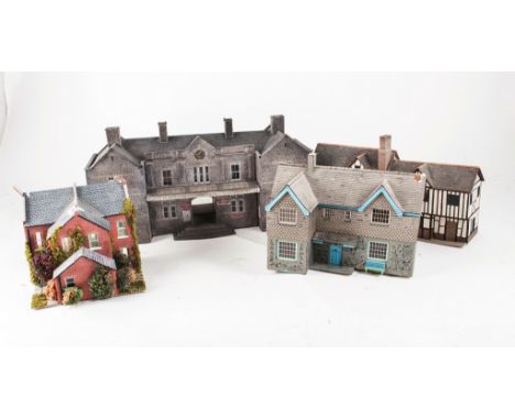 OO gauge scale scenery layouts and buildings, paper kits and vehicles, (quantity). 