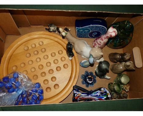 One tray containing a quantity of mixed ceramics and collectables, to include Carltonware, Mdina glass, Lladro etc 