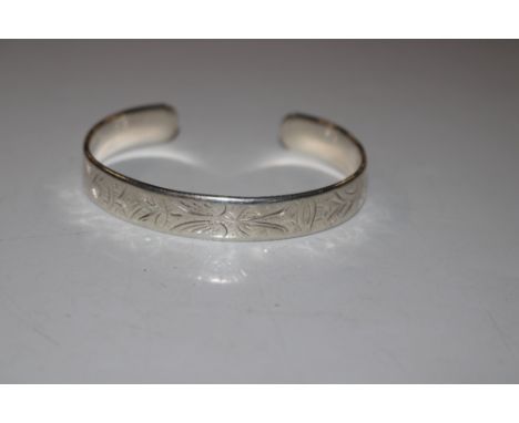 A Sterling silver Torque bangle, approx. 24gms 