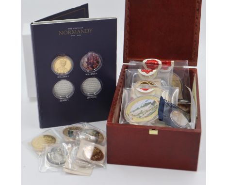 A collection of large gold plated picture-commemoratives, most with certificates. UK P&amp;P Group 2 (£20+VAT for the first l