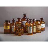 Großes Konvolut von Apothekergefäßen (20. Jh.)